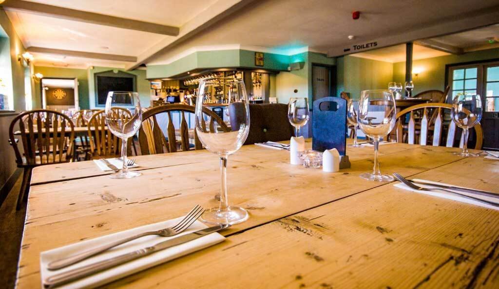 The Chequers Inn Rookley Екстериор снимка