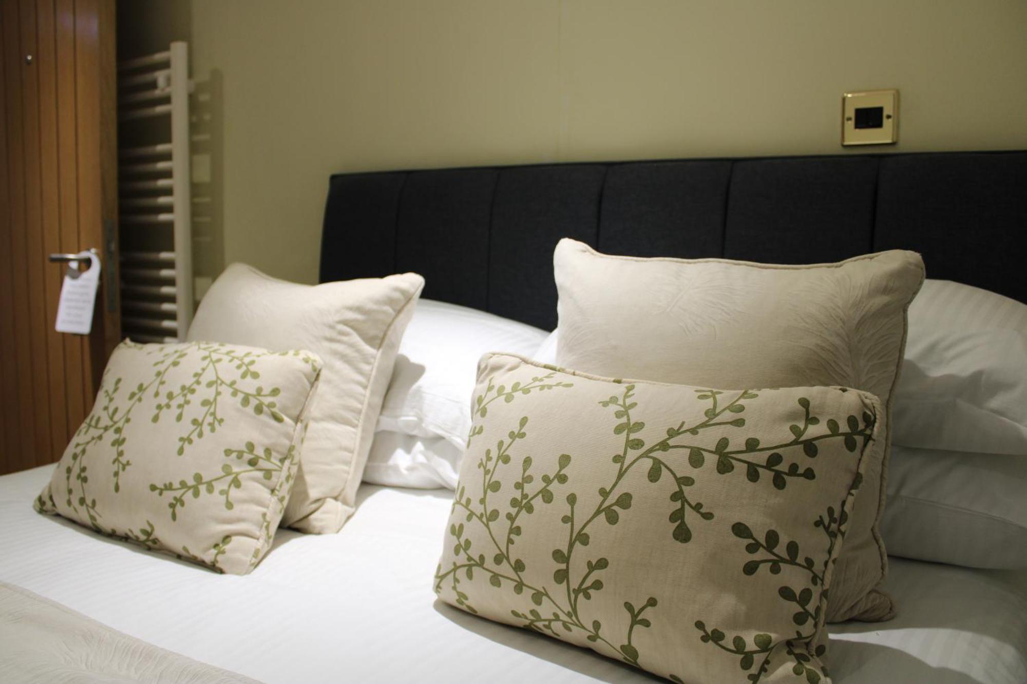 The Chequers Inn Rookley Екстериор снимка