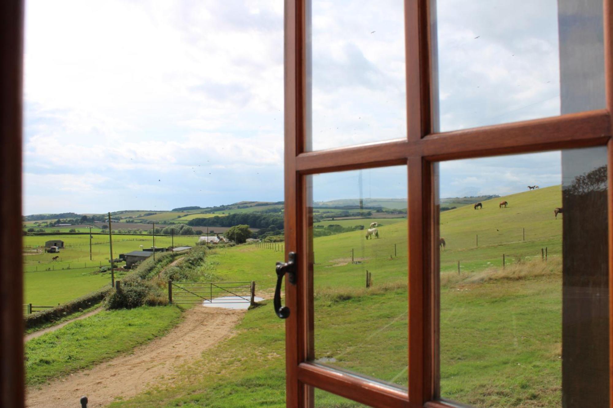 The Chequers Inn Rookley Екстериор снимка